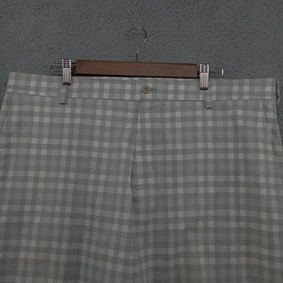 Nike Golf Shorts Mens‎ 38 White Gray Check Plaid White Swoosh Dri-Fit - Picture 2 of 11